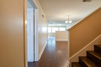 5830 Silver Oak in Missouri City, TX - Building Photo - Building Photo