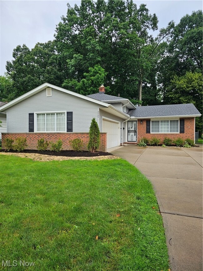 property at 6566 Glenallen Ave