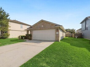 7622 Stallion Trail Dr in Humble, TX - Building Photo - Building Photo