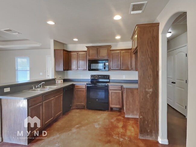 125 Jolin Ln in Weatherford, TX - Building Photo - Building Photo