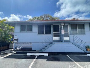 2912 Varsity Cir in Honolulu, HI - Building Photo - Building Photo