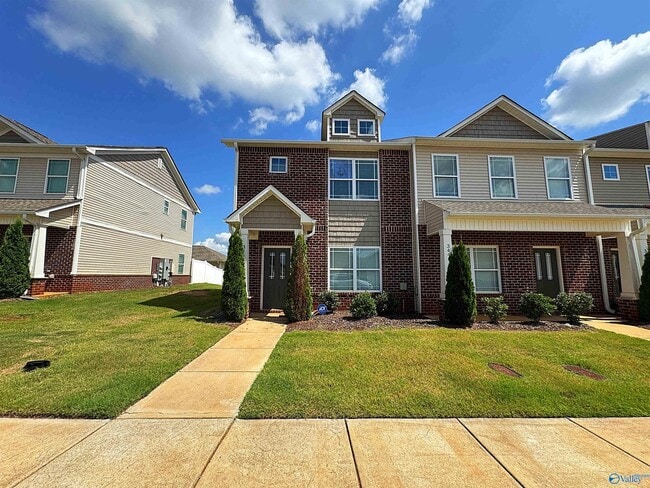 346 Falling Water Ln SW in Madison, AL - Building Photo - Building Photo