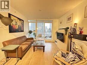 657 Whiting Way in Vancouver, BC - Building Photo - Building Photo