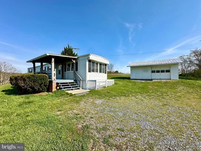 11449 Alton Rd in Frederick, MD - Building Photo - Building Photo
