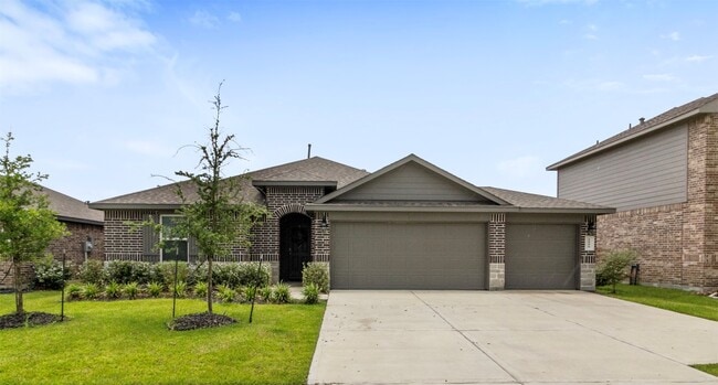 property at 1008 Llano Trl