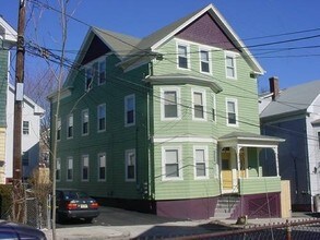 76 Preston St in Providence, RI - Foto de edificio - Building Photo