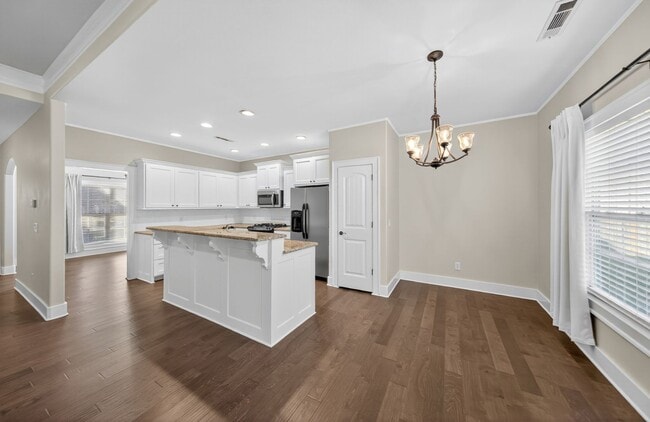 1221 Chancery Ln in Cave Springs, AR - Building Photo - Building Photo