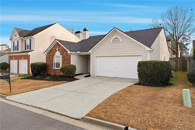 2335 Winthrope Way Dr in Alpharetta, GA - Building Photo - Building Photo