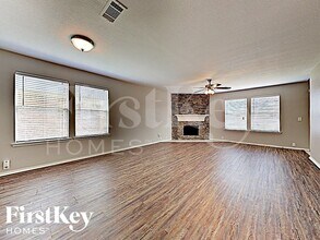 8812 Sagebrush Trail in Cross Roads, TX - Building Photo - Building Photo