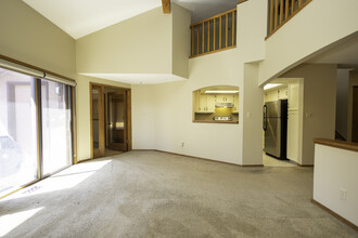 4415 Laguna Pl, Unit #207 in Boulder, CO - Building Photo - Building Photo