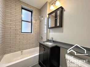 4427 N Wolcott Ave in Chicago, IL - Building Photo - Building Photo