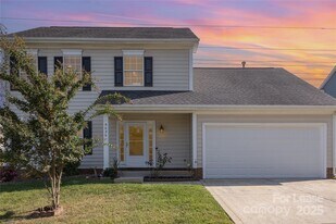 9626 Kenneth Glenn Dr in Charlotte, NC - Building Photo