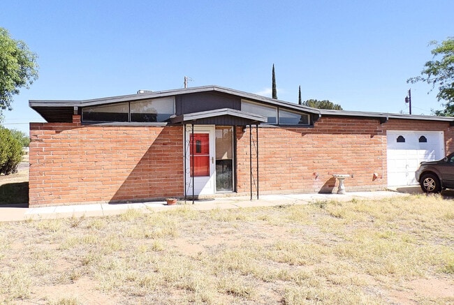 4501 Pine Tree Dr in Sierra Vista, AZ - Building Photo - Building Photo