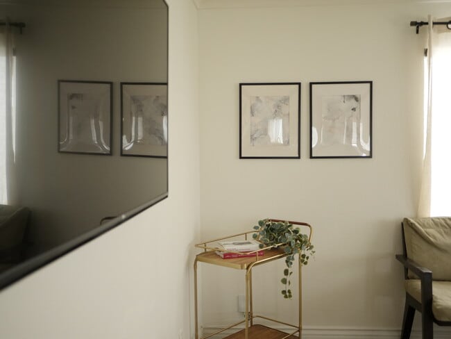 1468 Kurtz Ave in Los Angeles, CA - Building Photo - Building Photo