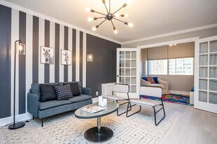 215 Piedmont Ave NE in Atlanta, GA - Building Photo