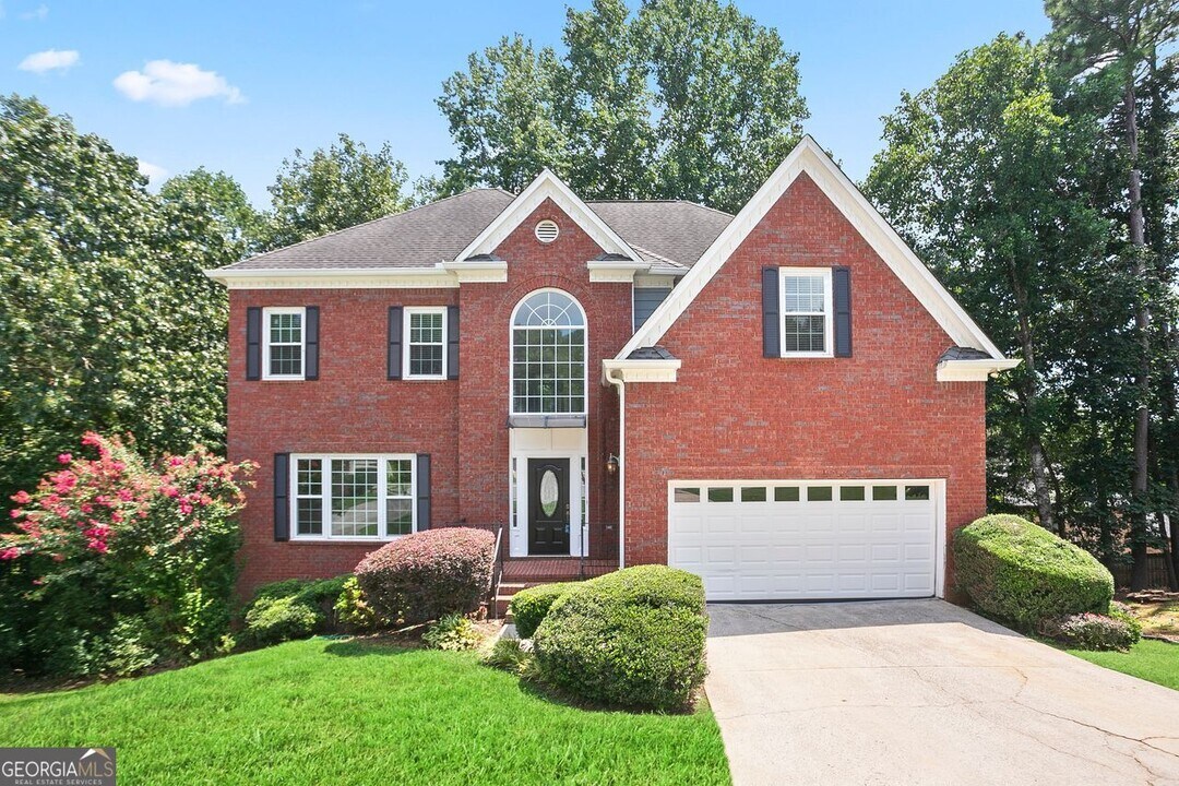 5465 Derby Chase Ct in Alpharetta, GA - Building Photo