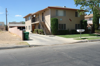 38739 5th St E in Palmdale, CA - Building Photo - Building Photo