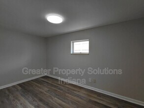 8120 Kennedy Ave in Highland, IN - Building Photo - Building Photo