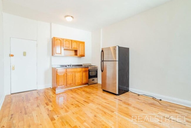 property at 441 Wilson Ave