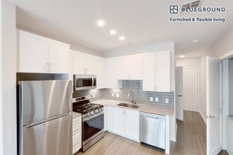 333 Great River Rd in Somerville, MA - Building Photo - Building Photo