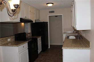 620 Race St-Unit -C in Crowley, TX - Building Photo - Building Photo