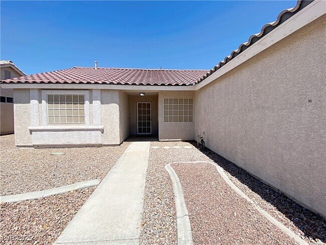 306 W Azure Ave, Unit TH100 in North Las Vegas, NV - Building Photo - Building Photo