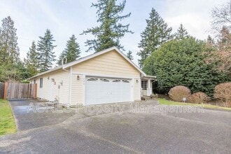 620 S 192nd Pl in Des Moines, WA - Building Photo - Building Photo