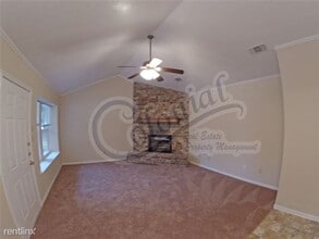 215 E Robin Ln in Harker Heights, TX - Building Photo - Building Photo