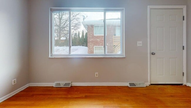 property at 839-841 E Wilbeth Rd