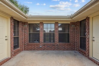 1421 16th Ave N in Texas City, TX - Building Photo - Building Photo