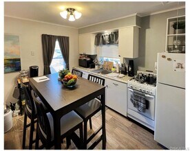 280 Maple Ave in Pine Bush, NY - Building Photo - Building Photo