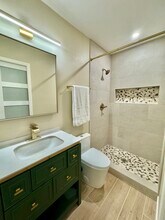 10443 Califa St in North Hollywood, CA - Building Photo - Building Photo