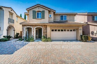 9728 Fieldthorn St in San Diego, CA - Building Photo