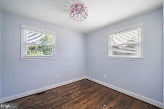 9708 Glen View Dr in Clinton, MD - Building Photo - Building Photo