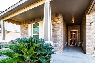 7114 Capricorn Way in Converse, TX - Building Photo - Building Photo