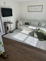 1802 E Jackson Ave in Oxford, MS - Building Photo