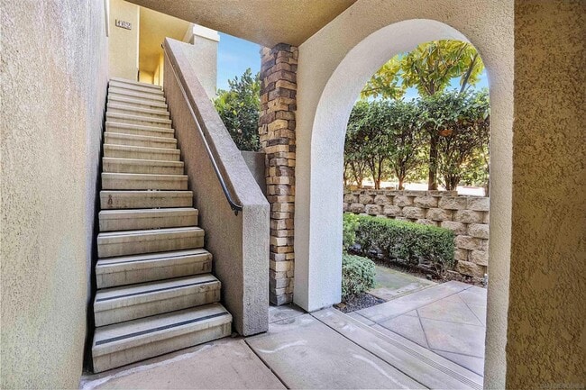 162 Via Montisi in Santee, CA - Building Photo - Building Photo