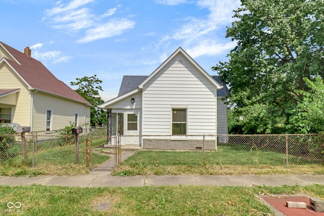 property at 2400 Walnut St
