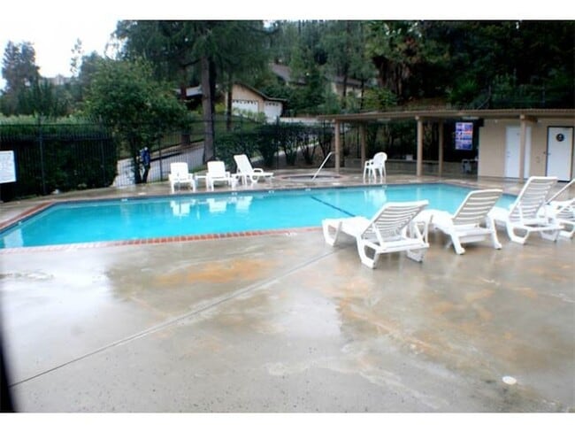 4107 Yankee Dr in Agoura Hills, CA - Building Photo - Building Photo