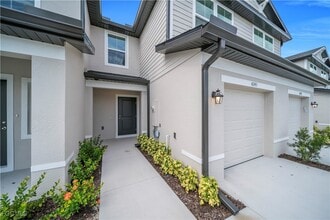 4243 Caterina Ct in North Fort Myers, FL - Building Photo - Building Photo