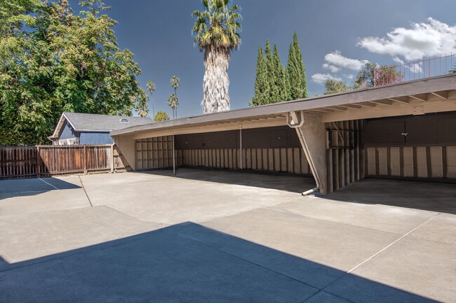 Fourth Street Apartments in San Jose, CA - Building Photo - Building Photo