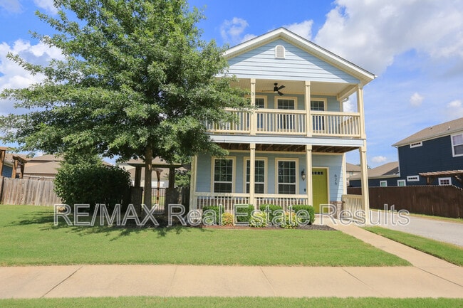 property at 626 N Tennyson Ln