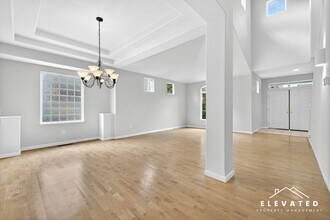 5412 Sharon St in Santa Rosa, CA - Foto de edificio - Building Photo