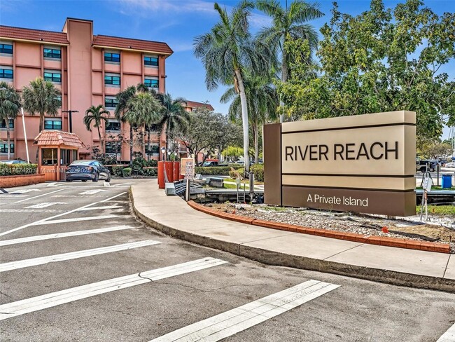 property at 1101 River Reach Dr