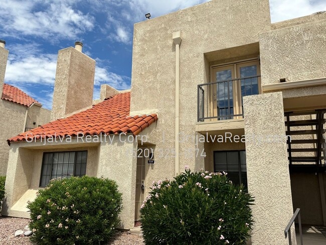 1200 E River Rd in Tucson, AZ - Building Photo - Building Photo