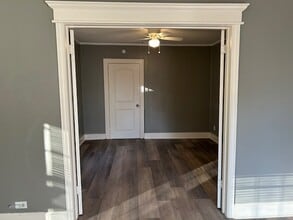 1126 E Houston St in Tyler, TX - Building Photo - Building Photo