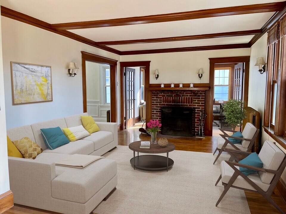 88 Poplar St in Watertown, MA - Building Photo