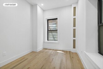 202 W 96th St in New York, NY - Building Photo - Building Photo
