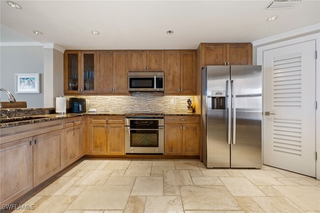 265 Barefoot Beach Blvd in Bonita Springs, FL - Foto de edificio - Building Photo