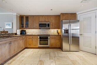 265 Barefoot Beach Blvd in Bonita Springs, FL - Foto de edificio - Building Photo